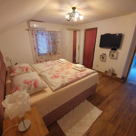 Apartment Magdalena 크닌 외부 사진